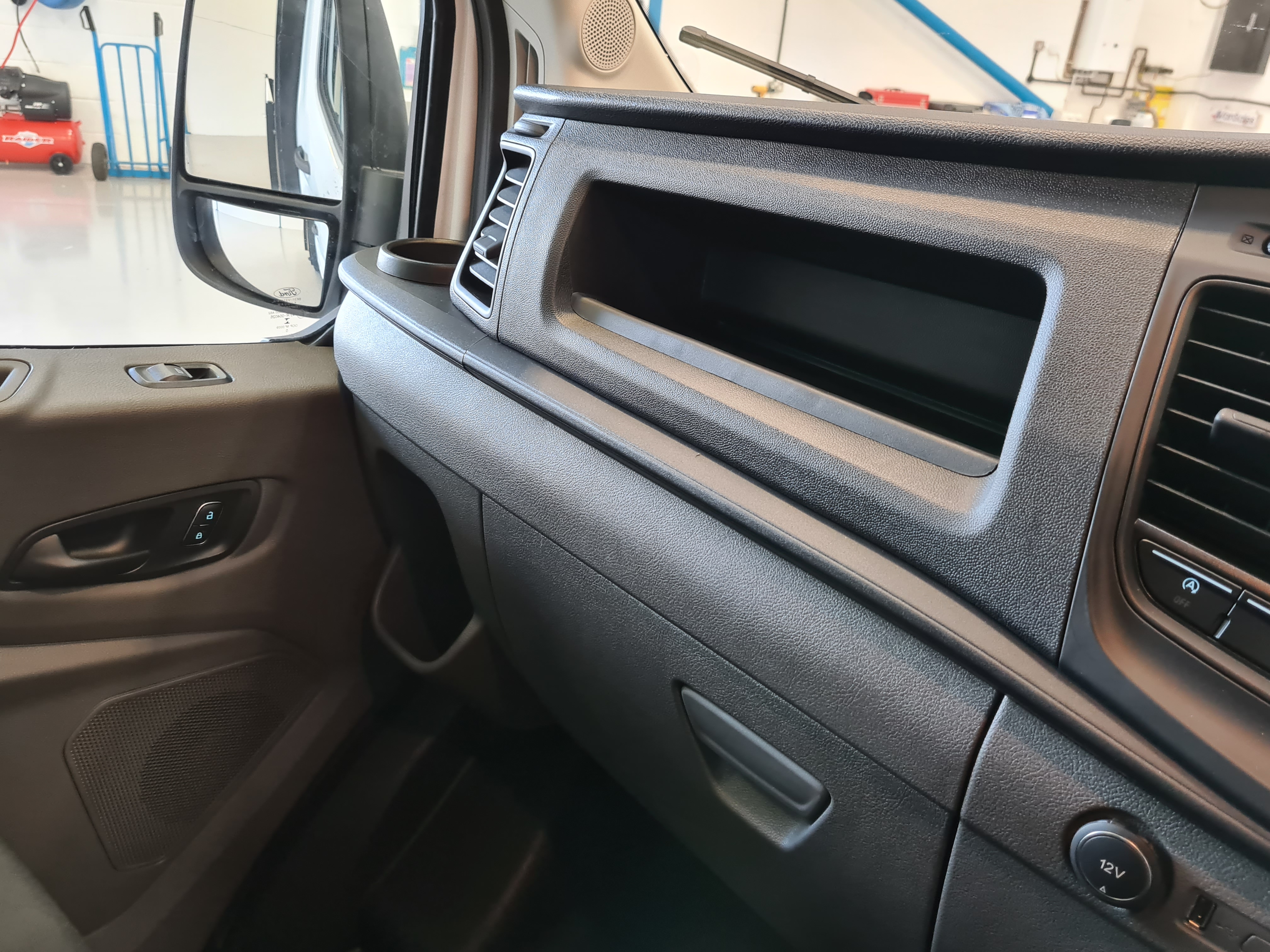 Ford Transit 350 L2 Diesel RWD 2.0 EcoBlue 165ps Chassis Cab